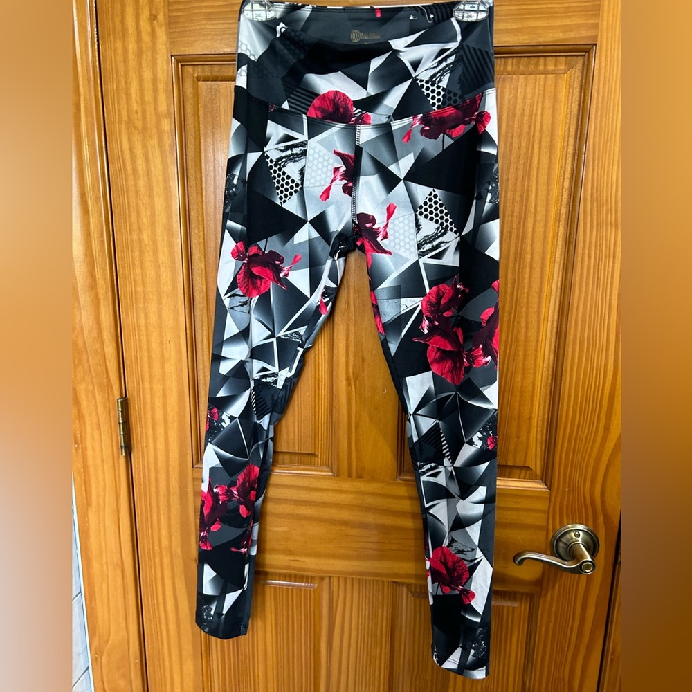Balance collection leggings